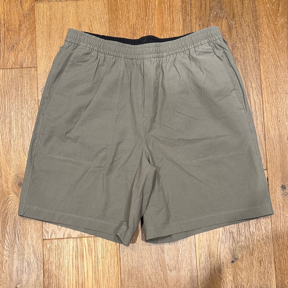 Lululemon Bowline Short 8”